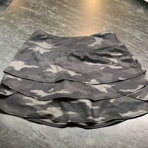 Athleta girl size 12 camo skort